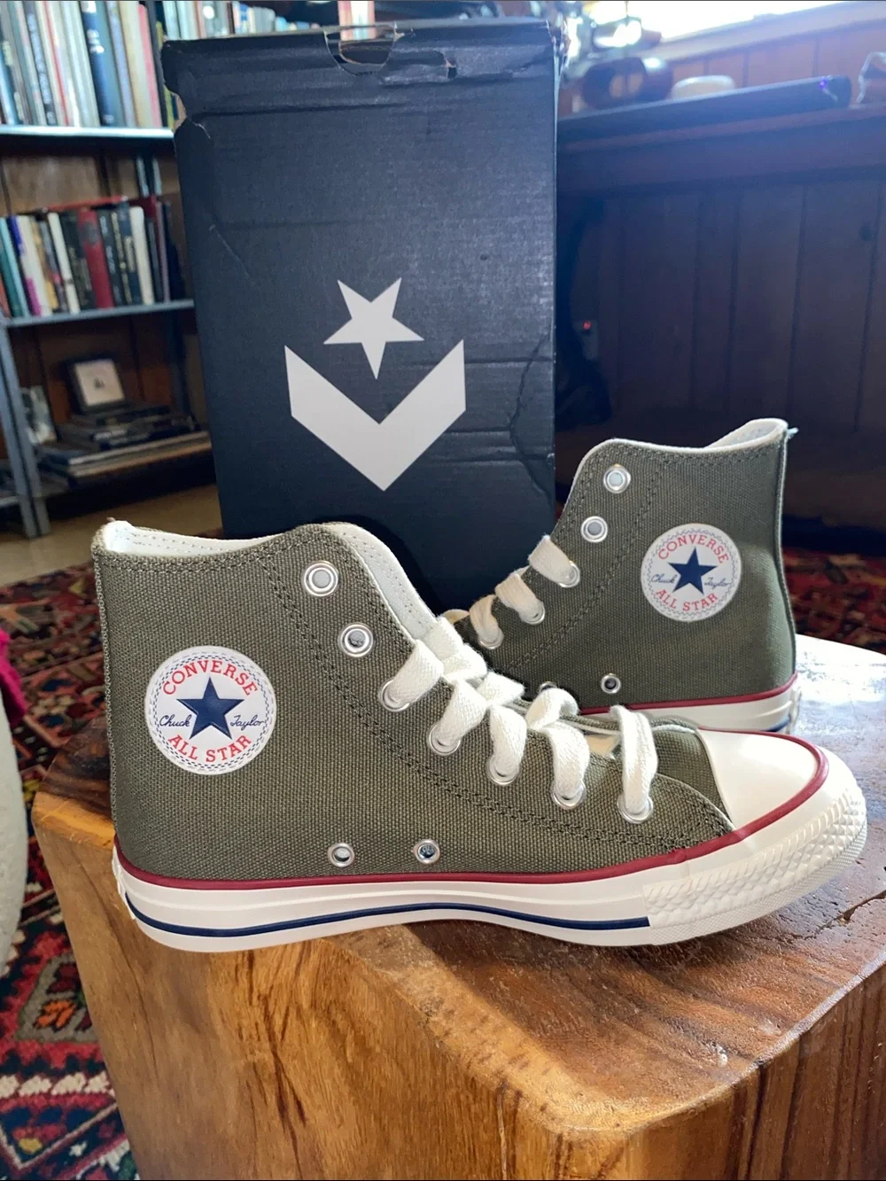 🆕 Converse Chuck Taylor All star Hi trainers army green Women Size 6 NIB